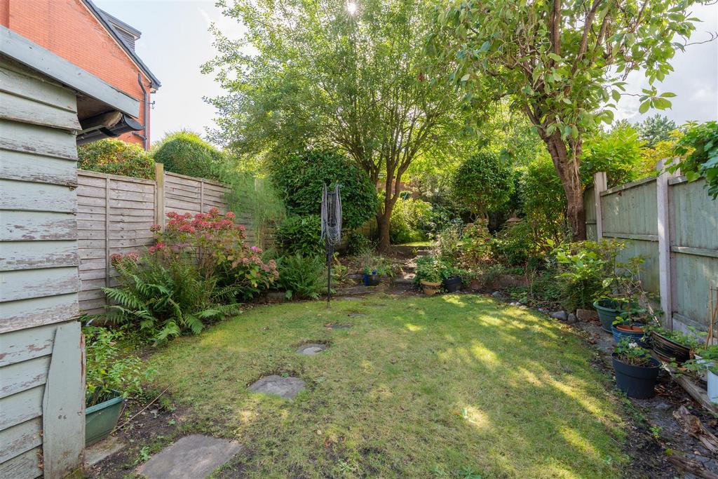 238 London Road-31.jpg