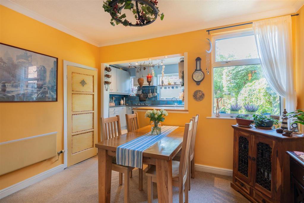238 London Road-7.jpg