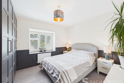 41 Warren Road, Banstead, SM7 1LG