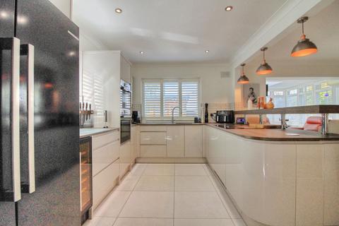 3 bedroom detached house for sale, Bristol Road, Winscombe, BS25