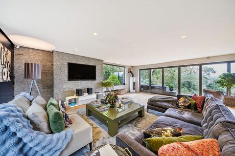 6 bedroom detached house for sale, Robins Grove, West Wickham BR4