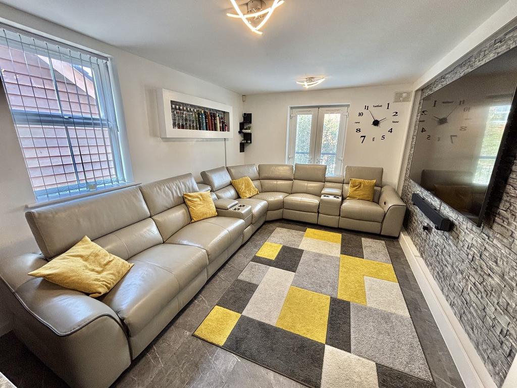 Open  plan lounge/ kitchen