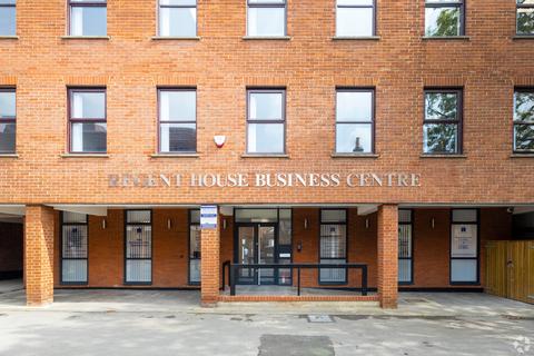 Office to rent, 13-15 George St Aylesbury HP20 2HU
