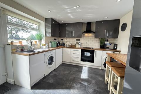 2 bedroom end of terrace house for sale, Four Crosses, Gaerwen, LL60