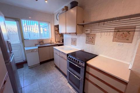 2 bedroom house for sale, Avon Crescent, Houghton Le Spring DH4