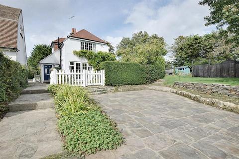 2 bedroom semi-detached house for sale, Little Common Road, Bexhill-On-Sea