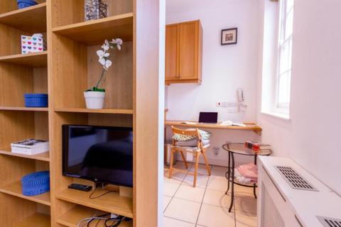 undefined, 307 North Gower Street