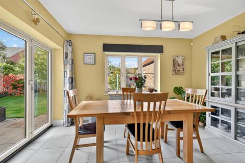 4 Farefield Close, Dalton, Thirsk, YO7 3FD