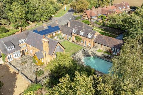 7 bedroom country house for sale, Clifton Upon Dunsmore, Rugby, Warwickshire CV23 0BD