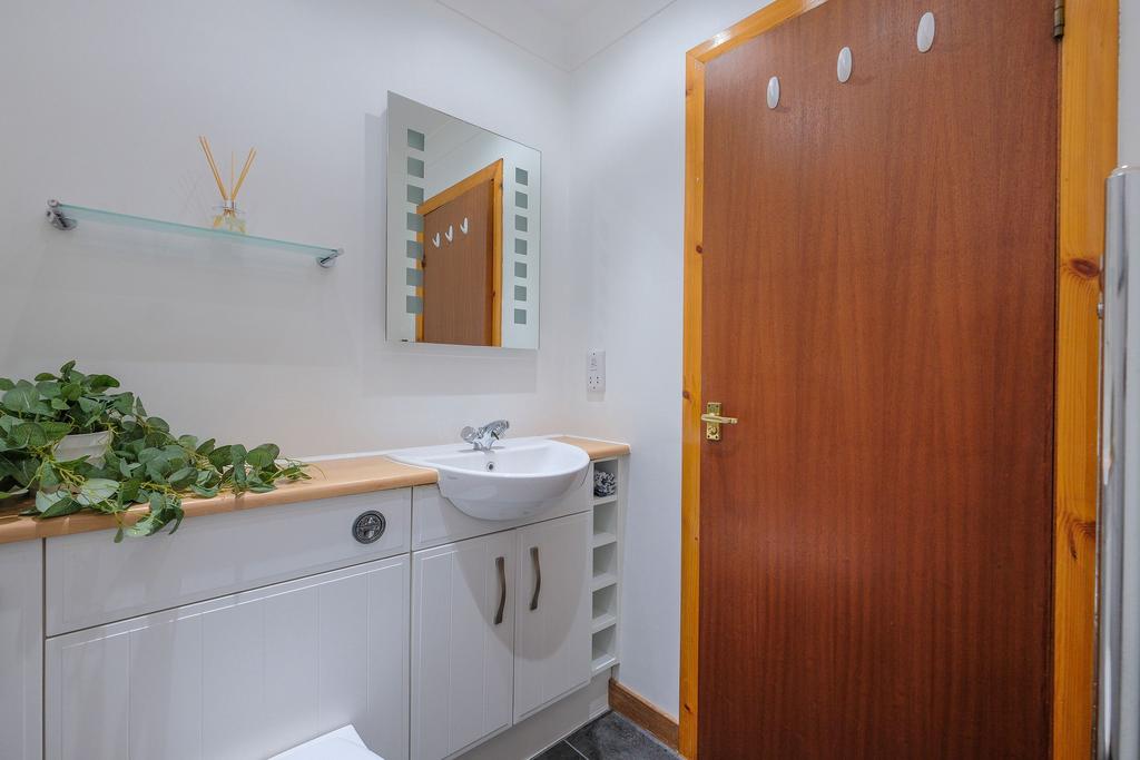 Shower room alternative view