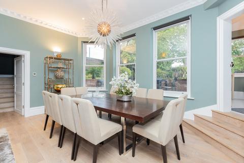 3 bedroom apartment to rent, Lyndhurst Gardens, Hampstead NW3