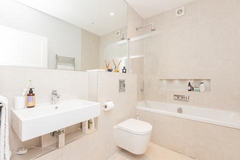 3 bedroom apartment to rent, Lyndhurst Gardens, Hampstead NW3