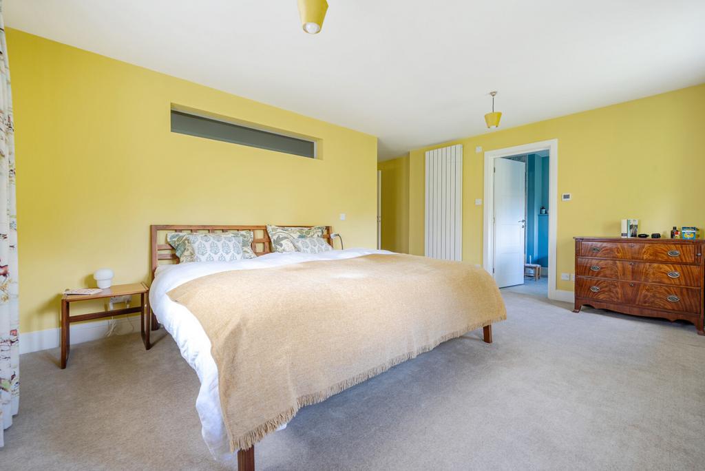 1346586-6-68b8796...