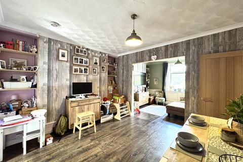 undefined, Cilfynydd, Pontypridd CF37
