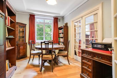 undefined, Manor Court, Cambridge