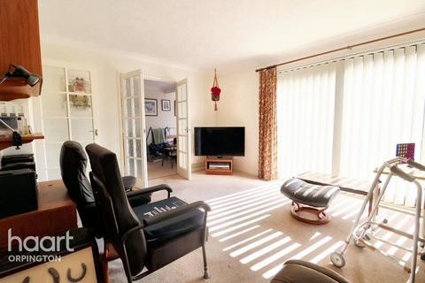 4 bedroom detached house for sale, Briarswood Way, Orpington
