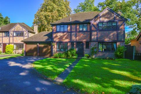 Broadhurst, Hampshire GU14