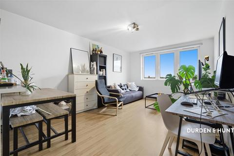 1 bedroom apartment for sale, 12 Tyssen Street, Dalston E8
