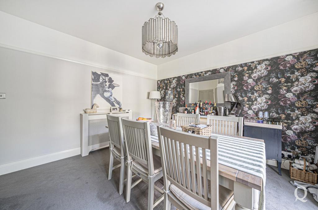 B69f54f5-f384-481...