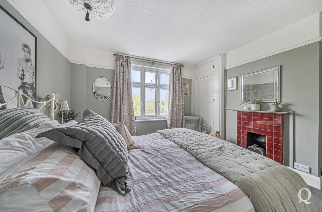 Ca46e170-b58e-4e1...