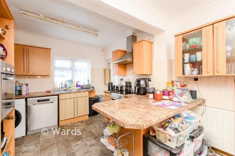 5 bedroom end of terrace house for sale, Gillingham Road, Gillingham, Kent