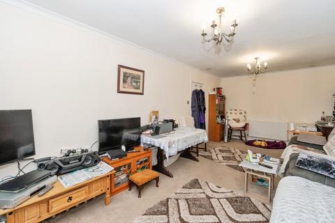 undefined, Newhall Drive, Bradford BD6