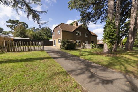 3 bedroom semi-detached house for sale, Pine Cottage, Queens Road, Maidstone, Kent, ME16 0LD