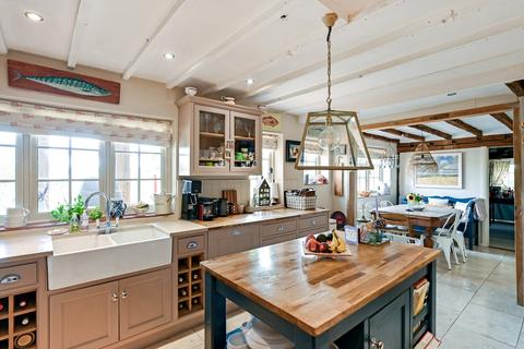 undefined, Mersham, Ashford, Kent, TN25