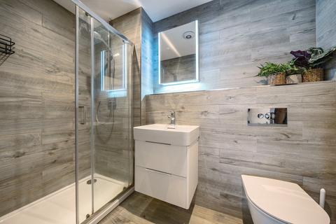 2 bedroom flat for sale, Wimbledon Park Road, London, SW19