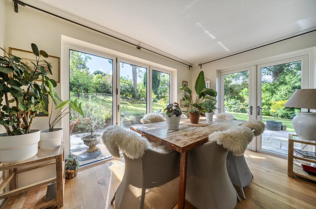 1347360-8-68c0232...