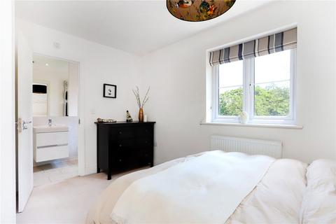 3 bedroom semi-detached house for sale, Stable Close, Farnham, Surrey, GU10
