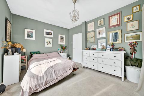 23a Hertslet Road, London, N7 6PH