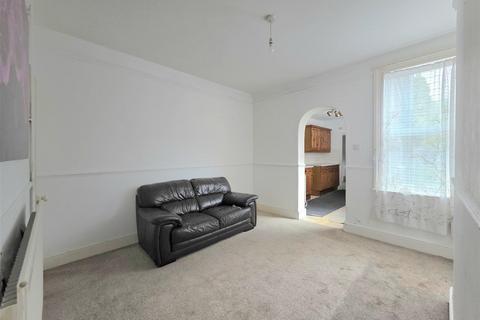 3 bedroom semi-detached house for sale, Park Road, Spalding