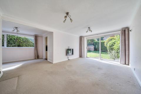 3 bedroom semi-detached house for sale, Pontoise Close, Kent TN13