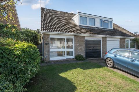 3 bedroom semi-detached house for sale, Pontoise Close, Kent TN13