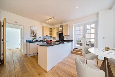 8 Constable Mews, Bromley, BR1 3BF
