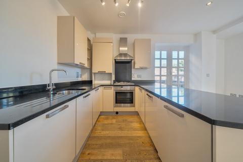 8 Constable Mews, Bromley, BR1 3BF