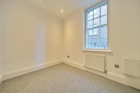 8 Constable Mews, Bromley, BR1 3BF