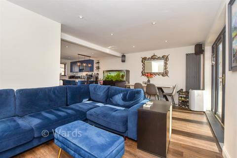 3 bedroom semi-detached house for sale, Maidstone Road, Marden, Kent