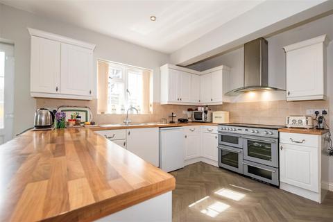 undefined, Fernhill Road, Farnborough