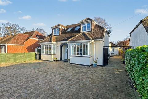 4 bedroom house for sale, Fernhill Road, Farnborough