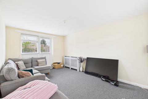 40 Harlech Close, Bransholme, Hull, HU7 5DB