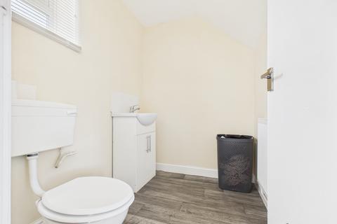 40 Harlech Close, Bransholme, Hull, HU7 5DB