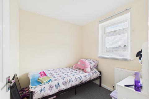 40 Harlech Close, Bransholme, Hull, HU7 5DB