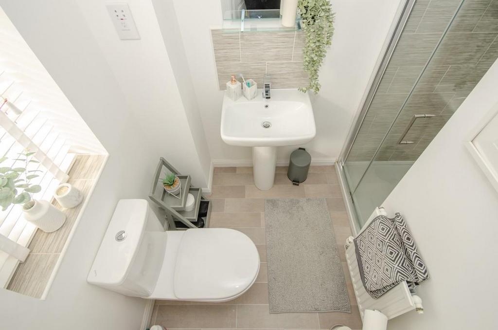 Ensuite.jpg
