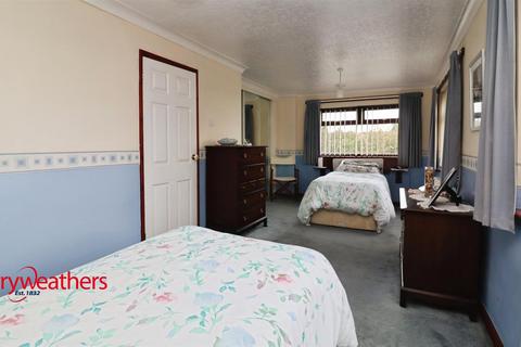 3 bedroom semi-detached house for sale, Worry Goose Lane, Whiston, Rotherham
