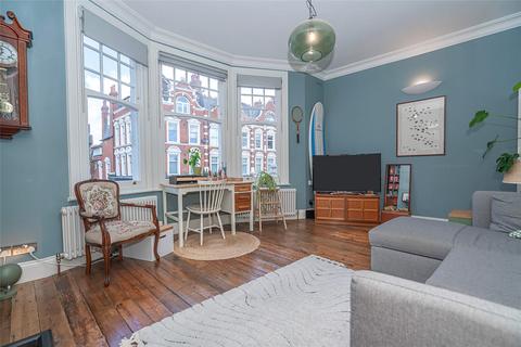 1 bedroom apartment for sale, Hillfield Park Mews, London, N10