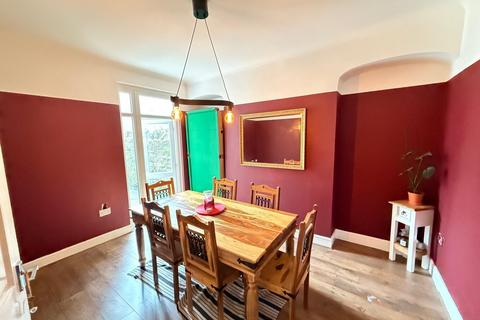 undefined, Shelone Terrace, Neath, Neath Port Talbot.