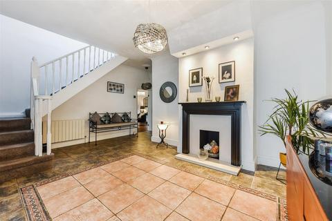 4 bedroom detached house for sale, London Road, Cowplain