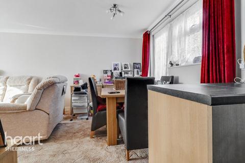 3 bedroom terraced house for sale, Queensway, Sheerness